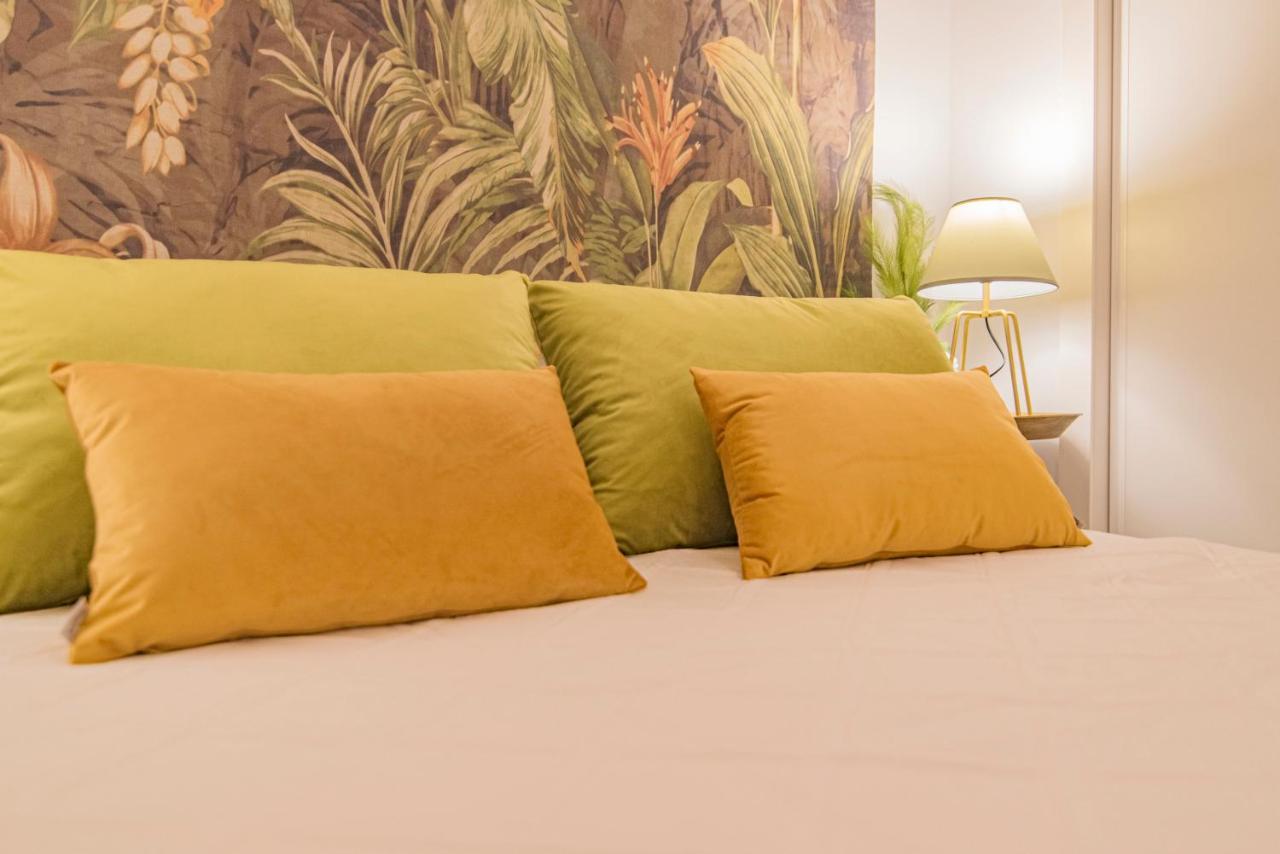 Apartamento Qh Plaza De La Trinidad Granada Exterior foto
